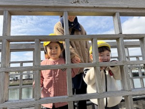 e38182e381b2e3828b217-3